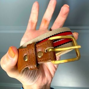 Stretchy Cloth Belt with Leather and a Buckle